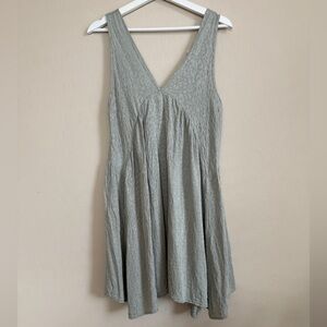 Millibon Flowy V Neck Mini Dress Sage Mint Soft Pastel Green Leopard Texture S
